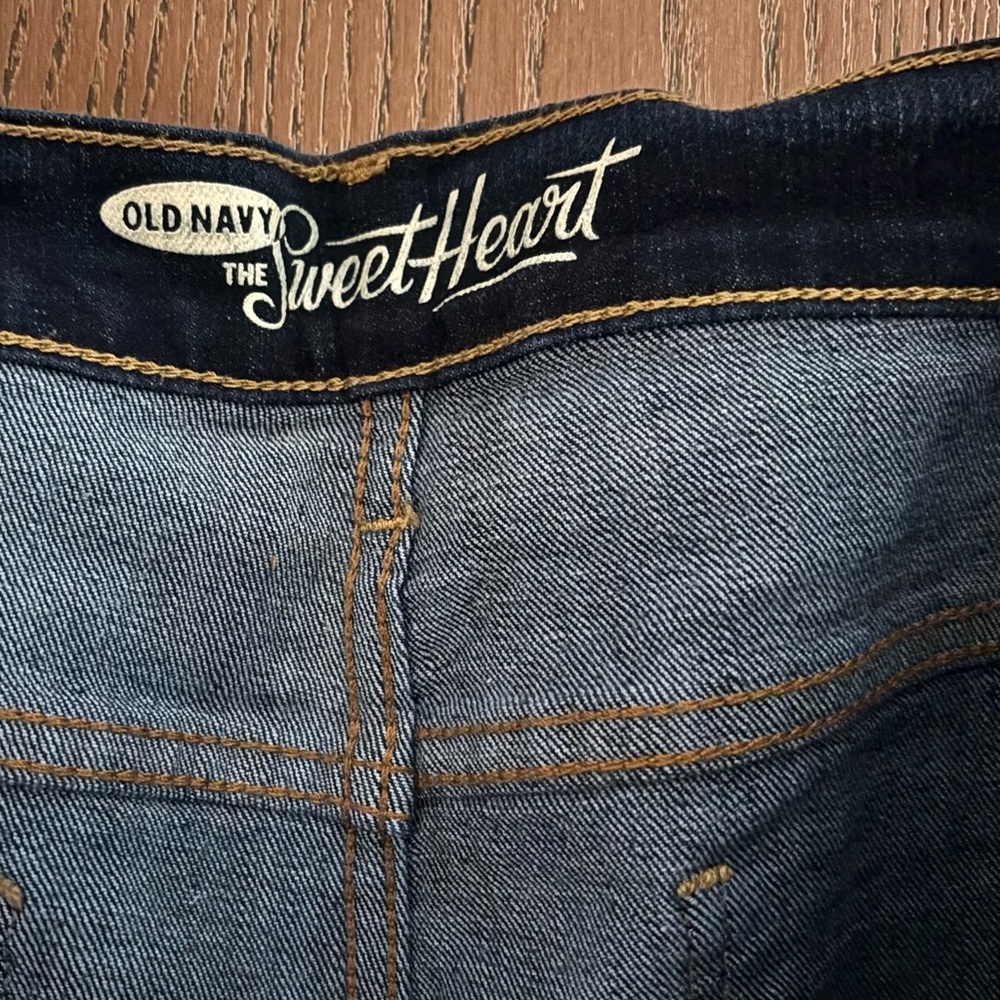 Old Navy Sweetheart Medium Blue Jeans - Picture 2 of 4
